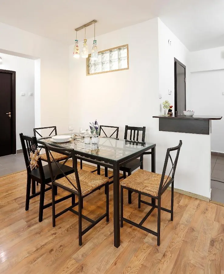 Central Apartment Very Close To Old City Bukarest 0*,